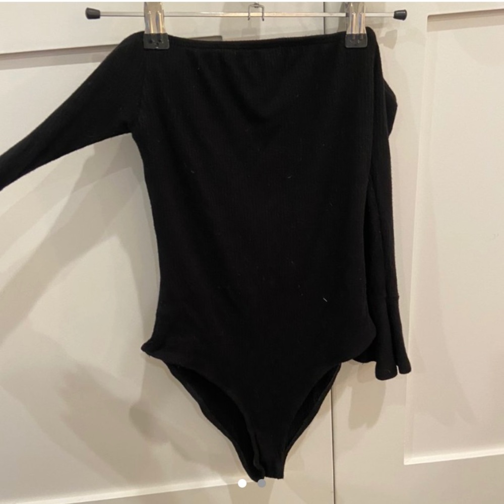 Honey Punch Black off the shoulder bodysuit